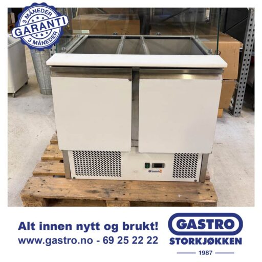 Amitek Saladette m/ 2 Dører & Glass 90cm showrooms produkt