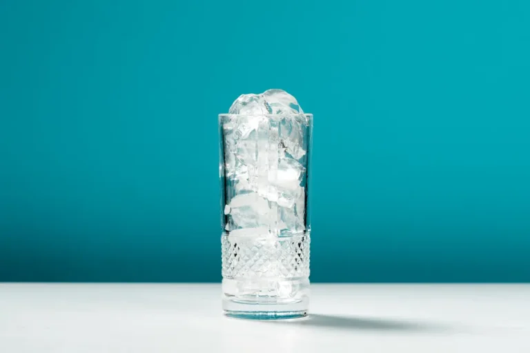 hoshizaki halvmåne isbiter i glass