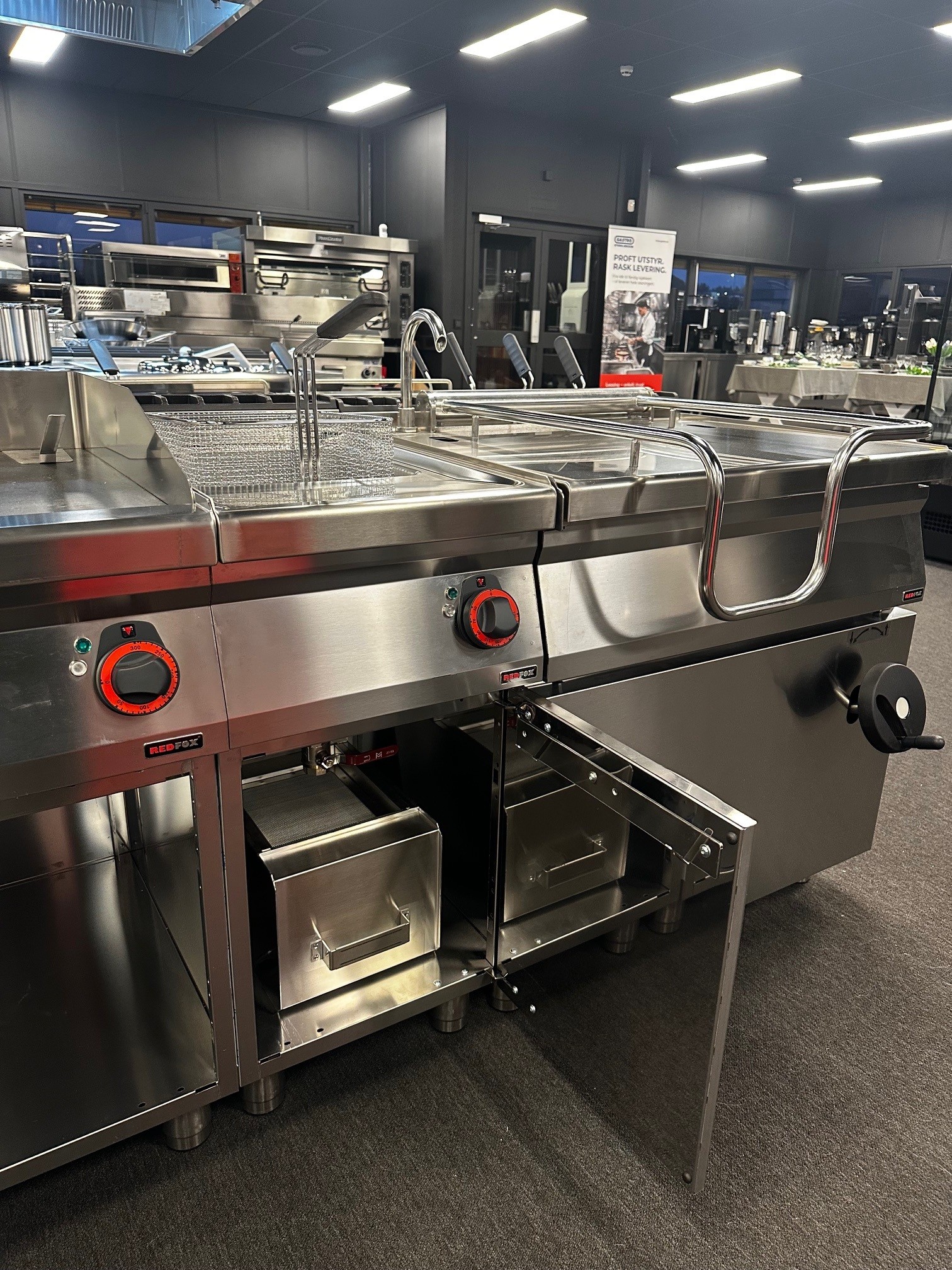 Redfox Frityr 1×17 Liter 13,5KW 3-Fas 700 serie